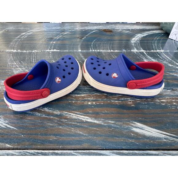 Crocs, Blue & Red Kids/Toddler shoes, size 6/7 - Picture 3 of 9